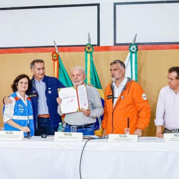 Empresas gaúchas já podem aderir ao programa emergencial de Apoio Financeiro a trabalhadores de municípios em situação de calamidade no RS