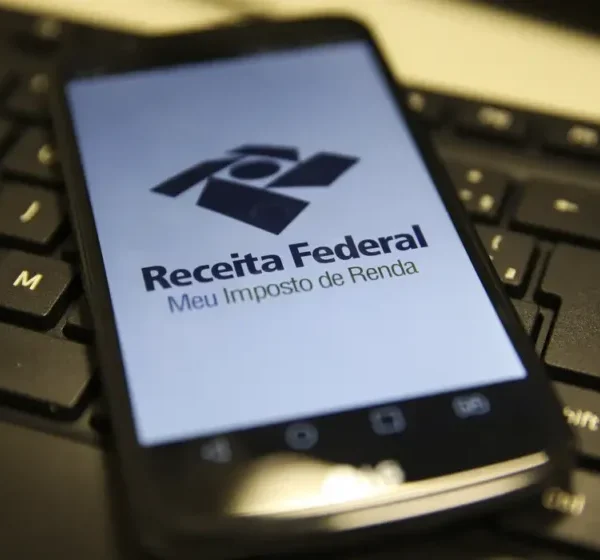 Vitória da classe trabalhadora: governo Lula anuncia Projeto de isenção do IR para quem ganha até R$ 5 Mil