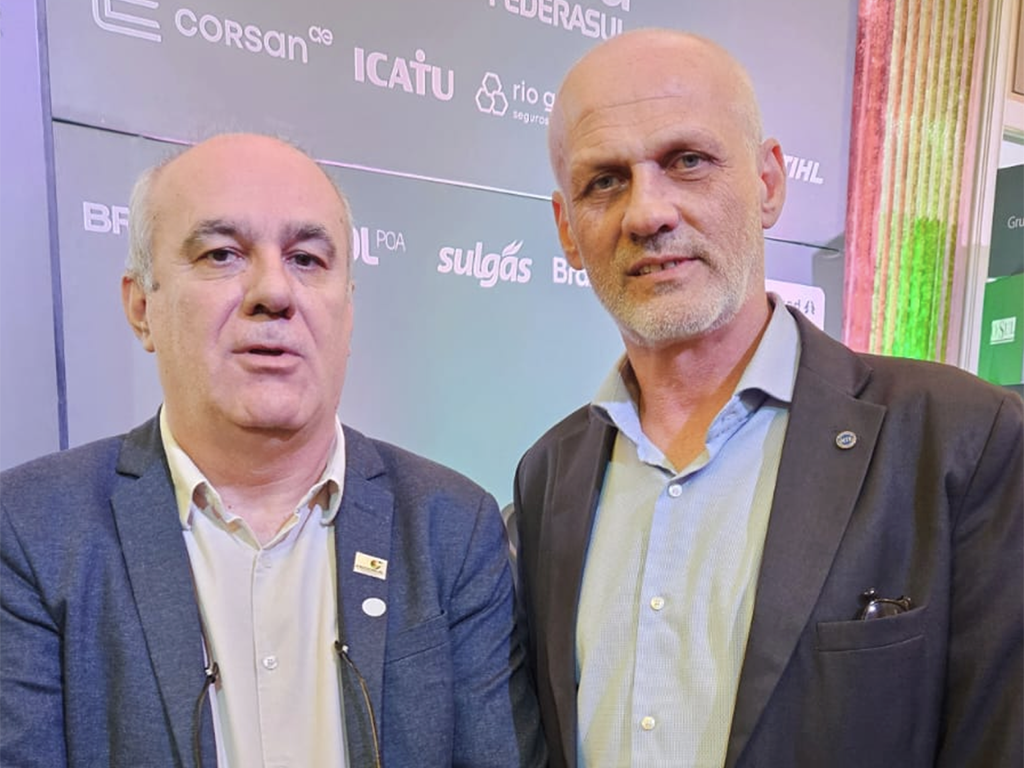 Sindesc/RS participa de almoço na Federasul com foco em jornada de trabalho e direitos dos trabalhadores